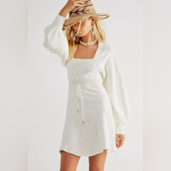 Free People White Emmaline Cable Knit Mini Sweater Dress w/Back Cut-Out Size XL - Picture 3 of 14